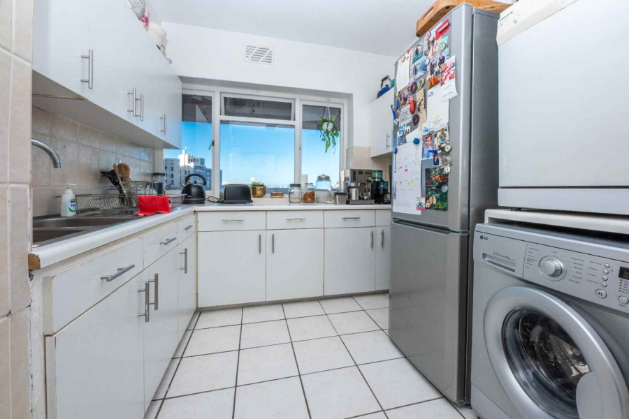 2 Bedroom Property for Sale in Three Anchor Bay Western Cape